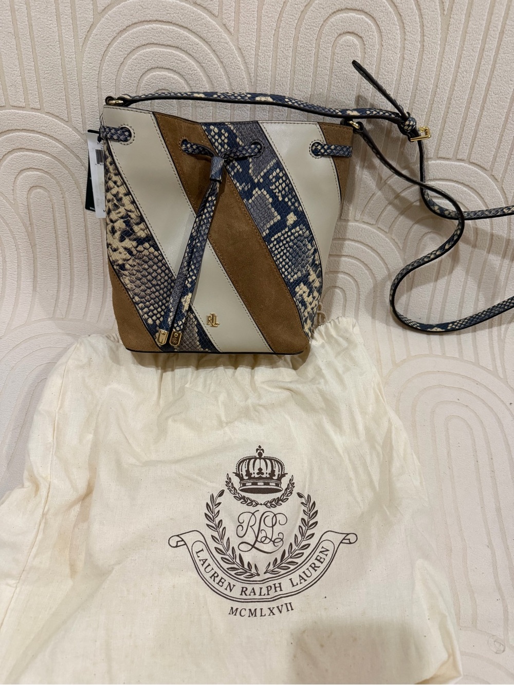 Lauren Ralph Lauren Tan, Cream & Snake-Print Bucket Crossbody